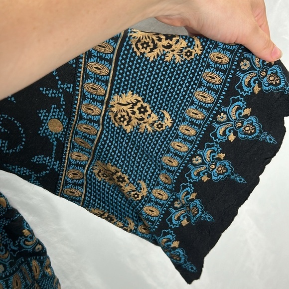 Free People Dolman Medallion Printed Long Sleeve Top -Size X-Small - Picture 5 of 9